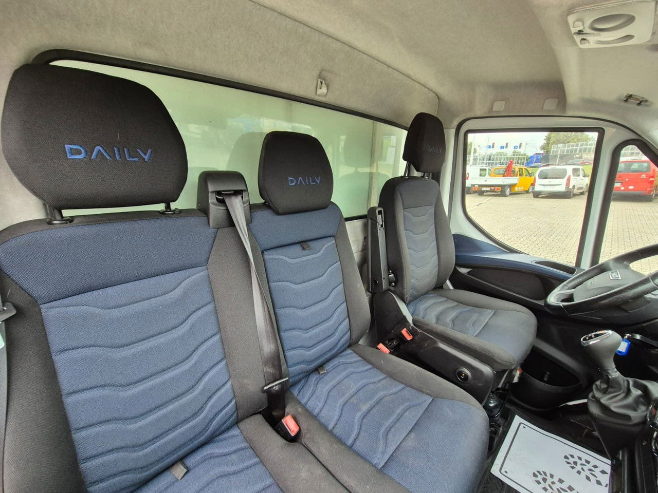 Xe van đông lạnh Iveco Daily 35S16 Hi-Matic / 1 Owner / Mitsubishi / Serviced: hình 19