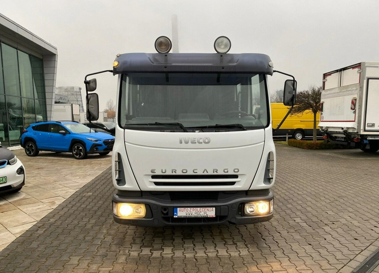 Iveco Eurocargo ML80E17 - Xe tải thùng lửng/ Phẳng, Xe cẩu tự hành: hình 4 Iveco Eurocargo ML80E17 - Xe tải thùng lửng/ Phẳng, Xe cẩu tự hành: hình 4