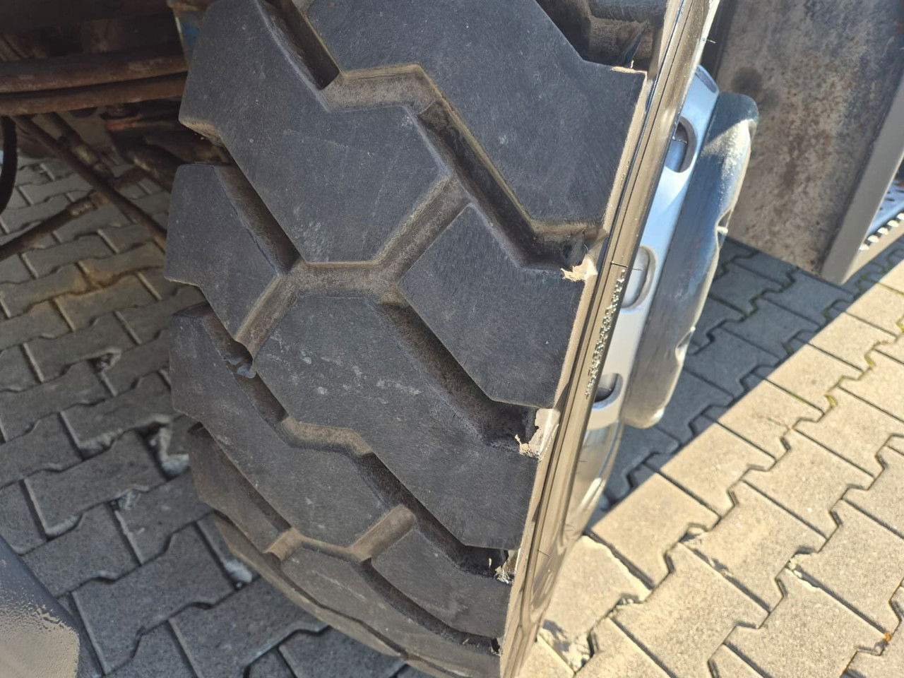 Máy cày trạm KALMAR TR618i - 4X4 - LIKE NEW!: hình 18