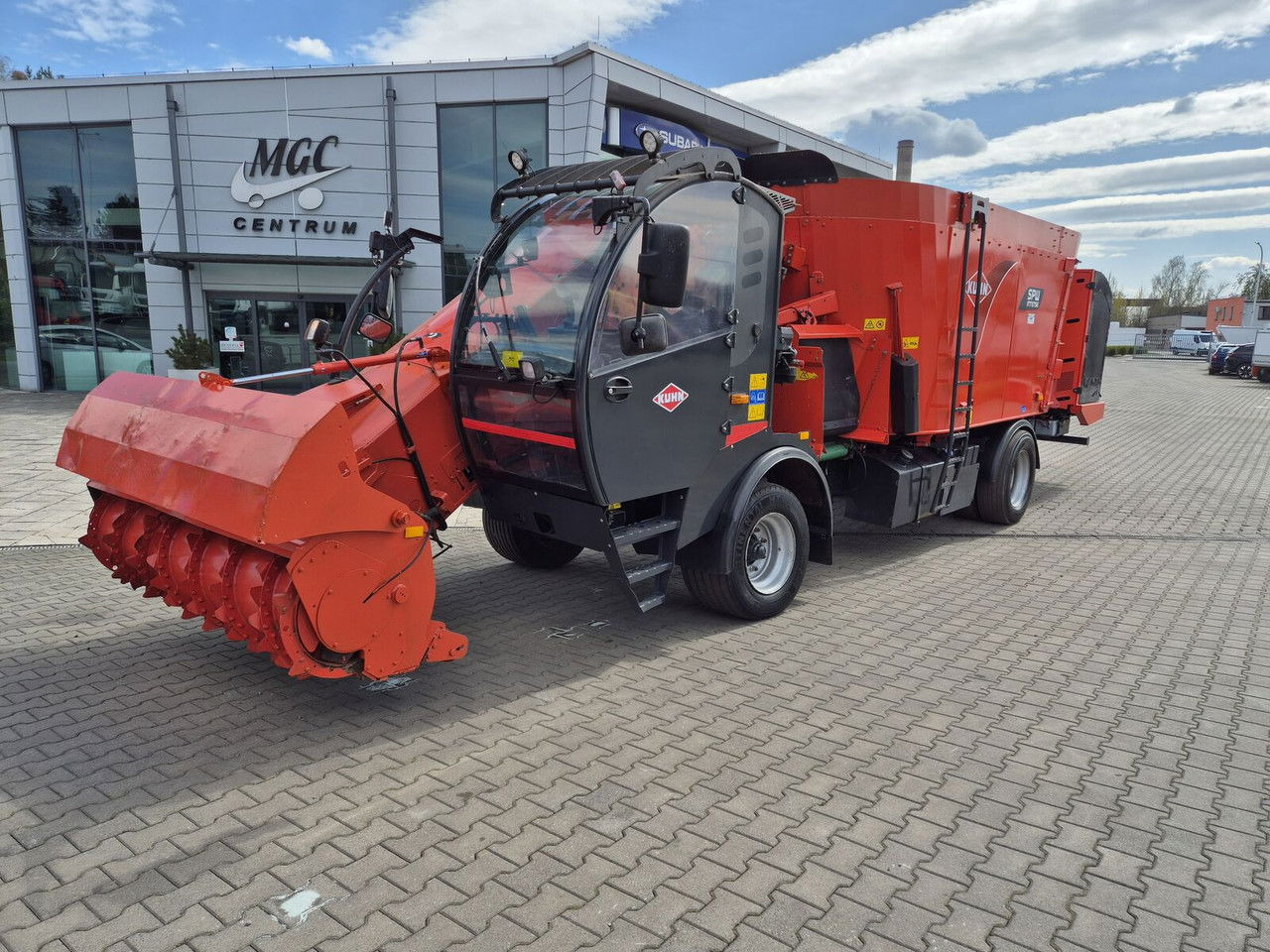 Kuhn SPW 22 Intense /feed wagon/ 1 Owner / NEW Service SPW 22 Intense /feed wago - Xe trộn thức ăn gia súc: hình 2 Kuhn SPW 22 Intense /feed wagon/ 1 Owner / NEW Service SPW 22 Intense /feed wago - Xe trộn thức ăn gia súc: hình 2