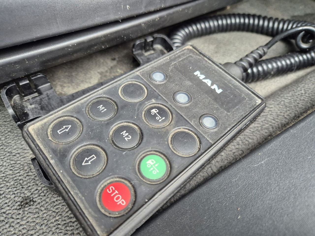 Cho thuê MAN TGM 15.250 1 Owner / Serviced / 2 Trucks IN Offer  MAN TGM 15.250 1 Owner / Serviced / 2 Trucks IN Offer: hình 28
