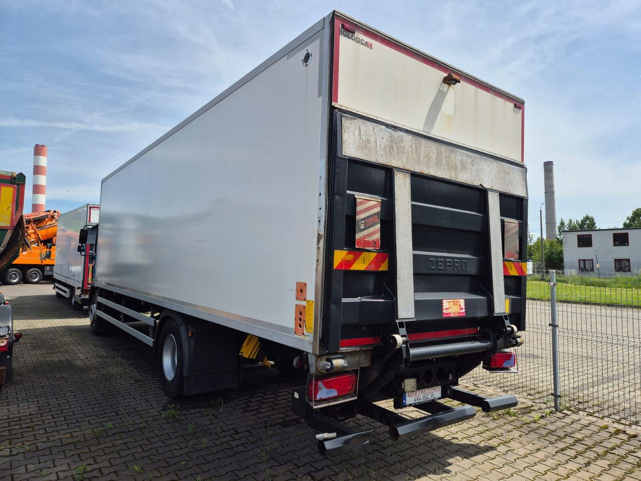 Cho thuê MAN TGM 15.250 1 Owner / Serviced / 2 Trucks IN Offer  MAN TGM 15.250 1 Owner / Serviced / 2 Trucks IN Offer: hình 12