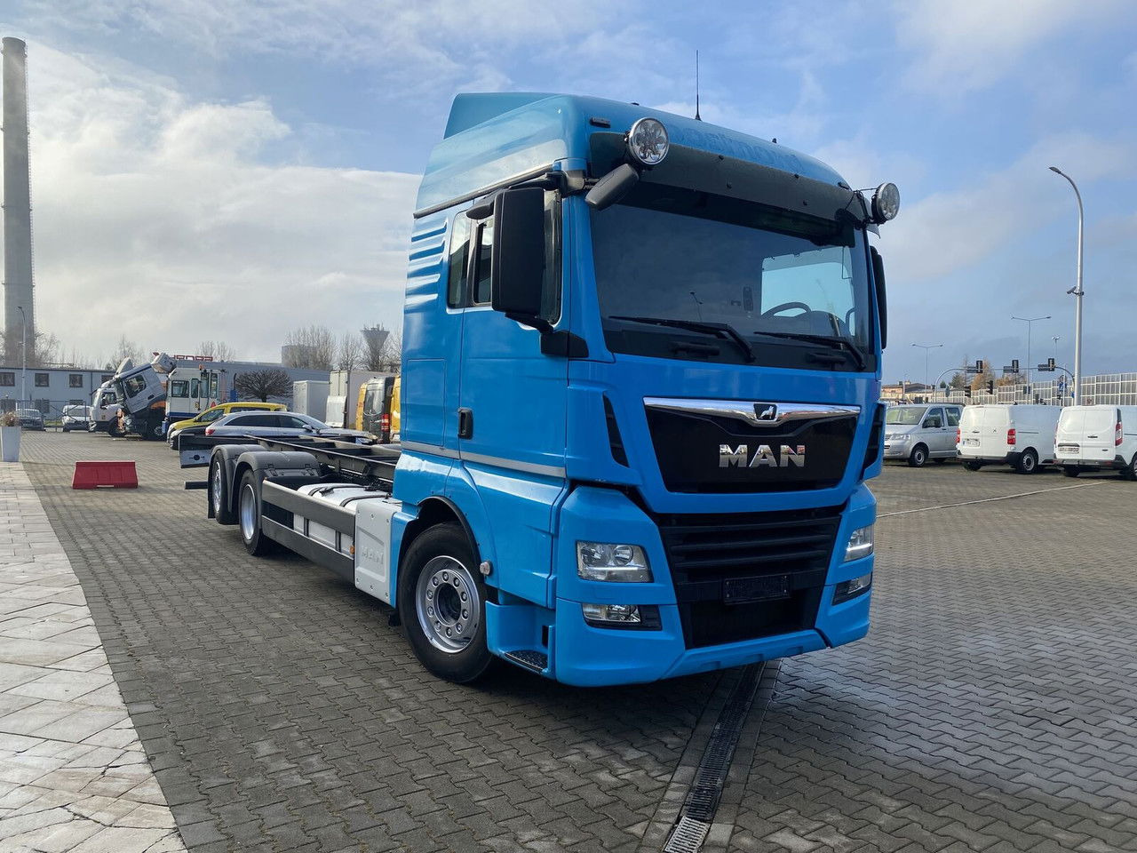 MAN TGX 26.500 NEW Service AT MAN / Frame - Xe tải khung gầm: hình 4 MAN TGX 26.500 NEW Service AT MAN / Frame - Xe tải khung gầm: hình 4