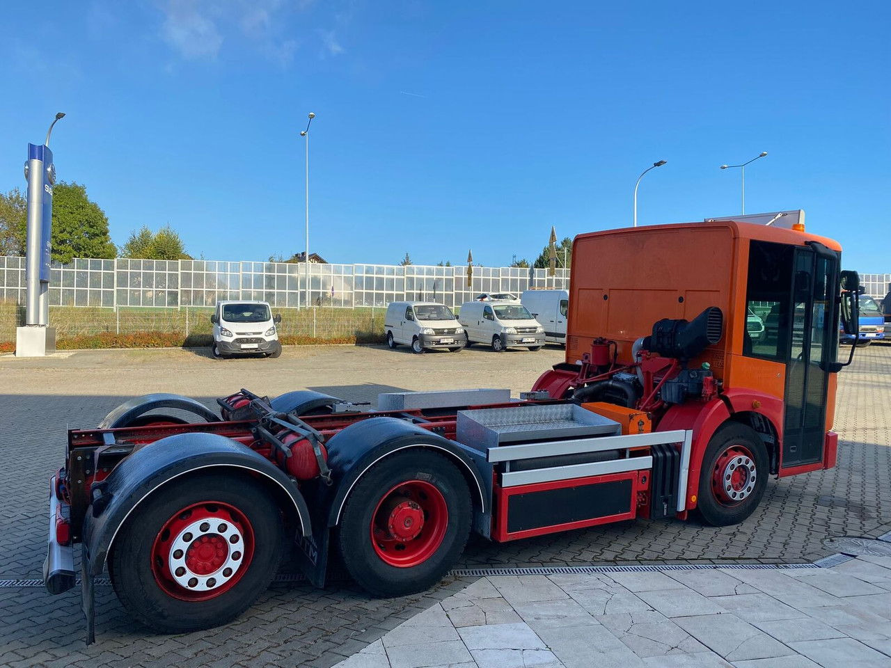 Mercedes-Benz Eqonic 2628 - 1 Owner - Euro6 - LOW KM - Xe tải khung gầm: hình 2 Mercedes-Benz Eqonic 2628 - 1 Owner - Euro6 - LOW KM - Xe tải khung gầm: hình 2