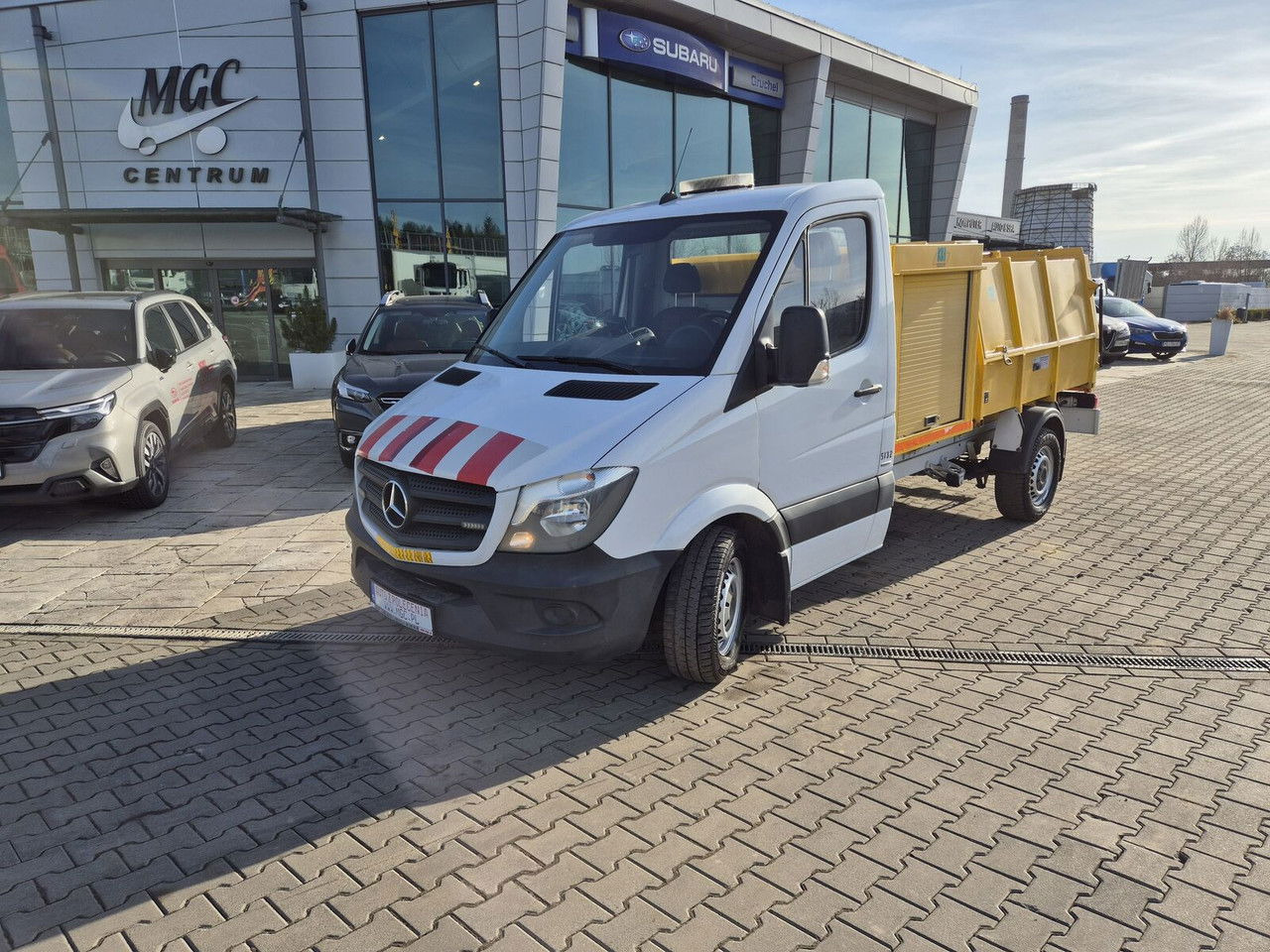 Mercedes-Benz Sprinter 316 CDi Aut. / Hummel HU2 / Webasto / 1 Owner - Xe tải chở rác: hình 2 Mercedes-Benz Sprinter 316 CDi Aut. / Hummel HU2 / Webasto / 1 Owner - Xe tải chở rác: hình 2