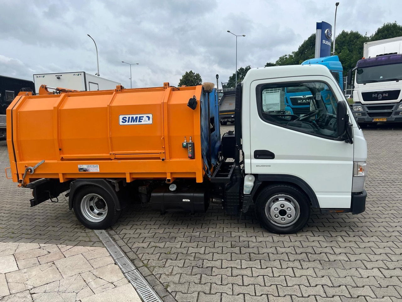 Mitsubishi Canter Fuso 3S13 AMT / Presscontainer / LOW KM / Super Condition - Xe tải chở rác: hình 3 Mitsubishi Canter Fuso 3S13 AMT / Presscontainer / LOW KM / Super Condition - Xe tải chở rác: hình 3