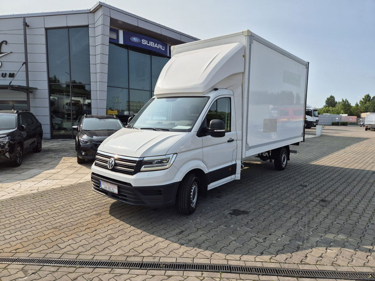 Volkswagen Crafter 2.0 TDI 177HP / High Container / Lift 750KG / Super Cond - Xe tải nhỏ thùng kín: hình 3 Volkswagen Crafter 2.0 TDI 177HP / High Container / Lift 750KG / Super Cond - Xe tải nhỏ thùng kín: hình 3