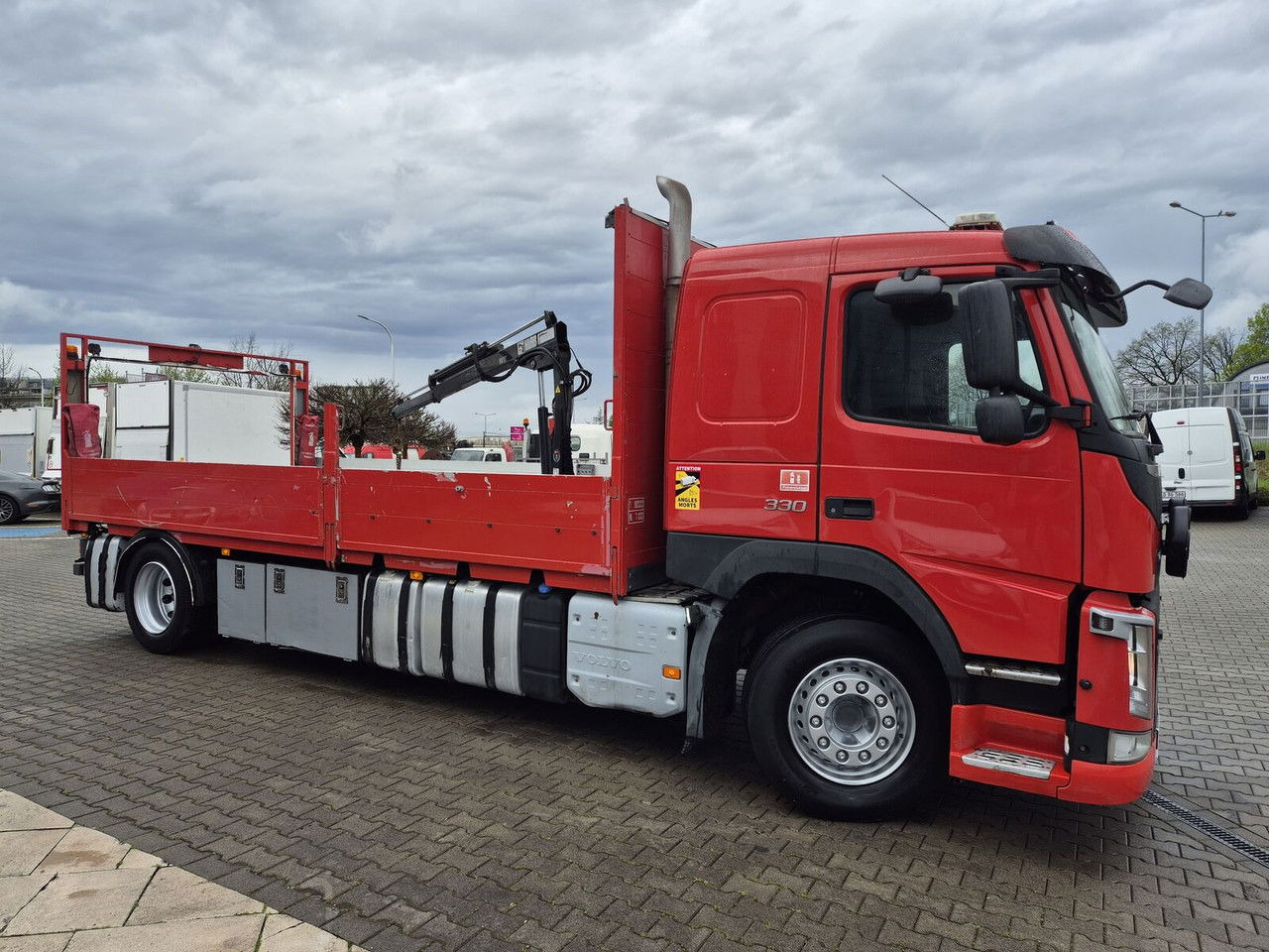 Volvo FM 330 Webasto / HDS Hiab / 1 Owner - Xe tải thùng lửng/ Phẳng, Xe cẩu tự hành: hình 5 Volvo FM 330 Webasto / HDS Hiab / 1 Owner - Xe tải thùng lửng/ Phẳng, Xe cẩu tự hành: hình 5