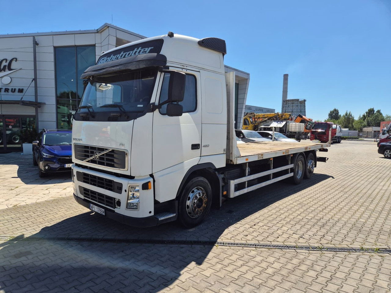 Volvo FM 420 Platform / Works Great - Xe tải thùng lửng/ Phẳng: hình 2 Volvo FM 420 Platform / Works Great - Xe tải thùng lửng/ Phẳng: hình 2