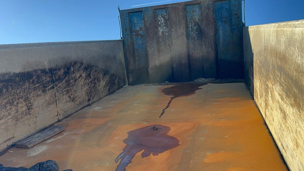 Cho thuê DAF CF 85.410 6x4 tipper - retarder DAF CF 85.410 6x4 tipper - retarder: hình 12 Cho thuê DAF CF 85.410 6x4 tipper - retarder DAF CF 85.410 6x4 tipper - retarder: hình 12