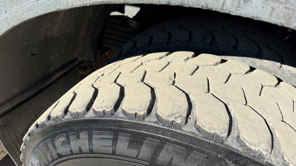 Cho thuê DAF CF 85.410 6x4 tipper - retarder DAF CF 85.410 6x4 tipper - retarder: hình 20 Cho thuê DAF CF 85.410 6x4 tipper - retarder DAF CF 85.410 6x4 tipper - retarder: hình 20