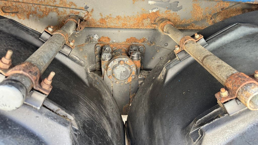 Cho thuê DAF CF 85.410 6x4 tipper - retarder DAF CF 85.410 6x4 tipper - retarder: hình 18 Cho thuê DAF CF 85.410 6x4 tipper - retarder DAF CF 85.410 6x4 tipper - retarder: hình 18