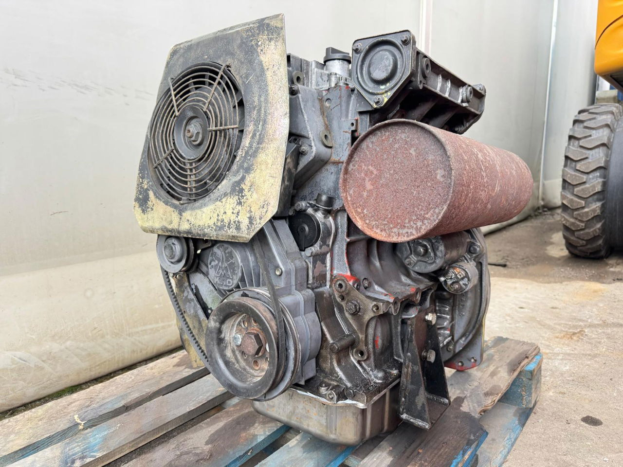 Deutz Engine F3L 1011 F - 2006 Year - Damaged - Động cơ cho Máy móc xây dựng: hình 2 Deutz Engine F3L 1011 F - 2006 Year - Damaged - Động cơ cho Máy móc xây dựng: hình 2