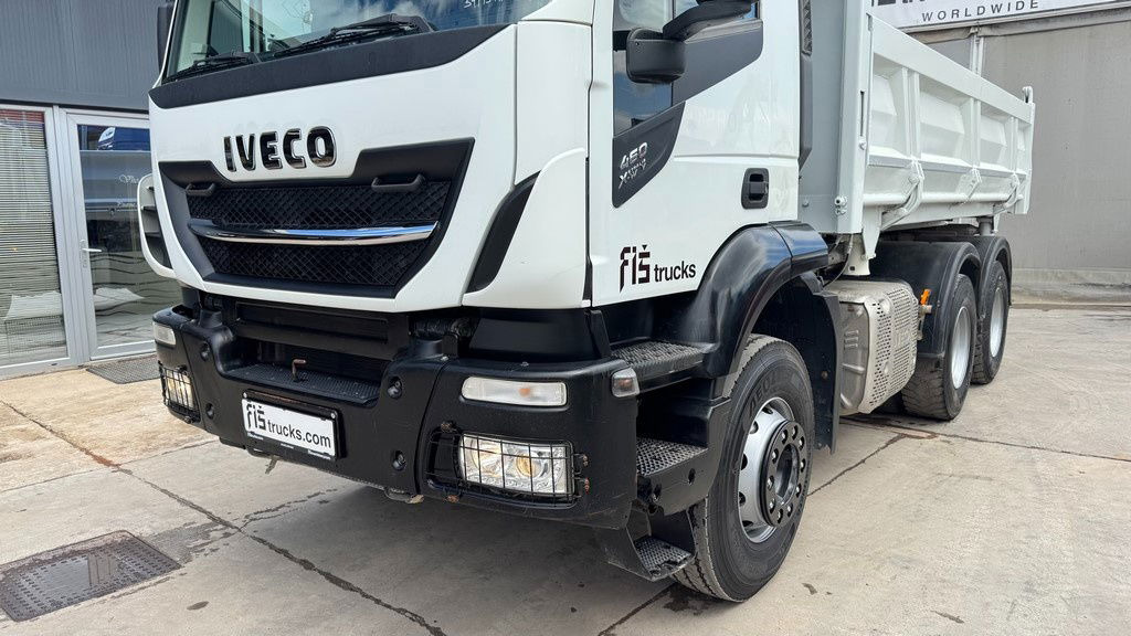 Iveco Trakker AD260 X46 Z 6x4 bordmatic tipper - Xe ben: hình 2 Iveco Trakker AD260 X46 Z 6x4 bordmatic tipper - Xe ben: hình 2