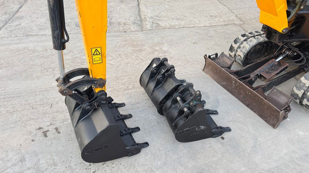 JCB 16C-1 - 2021 Year - 275 Working Hours - Máy xúc mini: hình 2 JCB 16C-1 - 2021 Year - 275 Working Hours - Máy xúc mini: hình 2