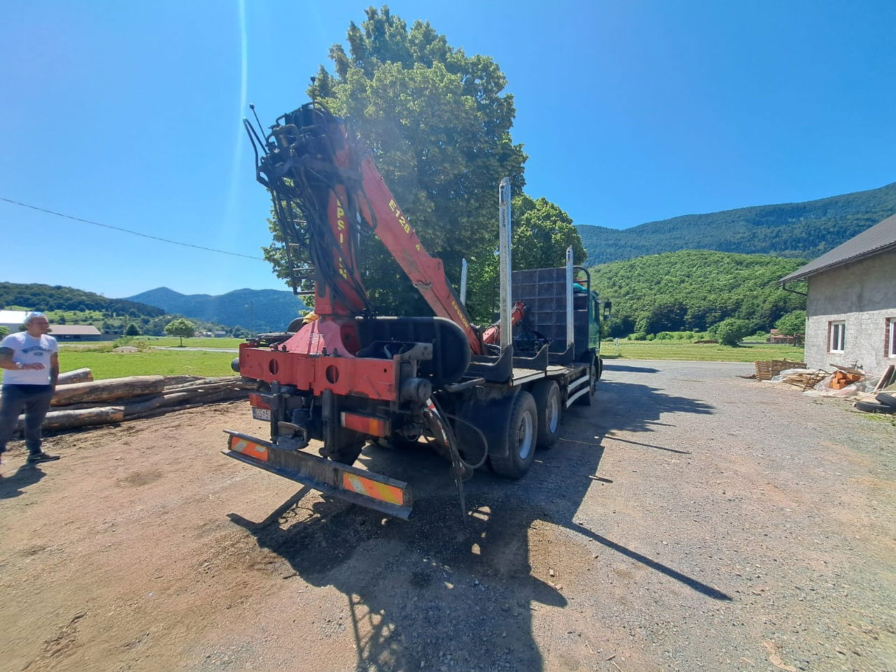 MAN 33.464 6x4 forest truck - Complete Spring - Epsilon E128 + scissors - Xe chở gỗ: hình 4 MAN 33.464 6x4 forest truck - Complete Spring - Epsilon E128 + scissors - Xe chở gỗ: hình 4