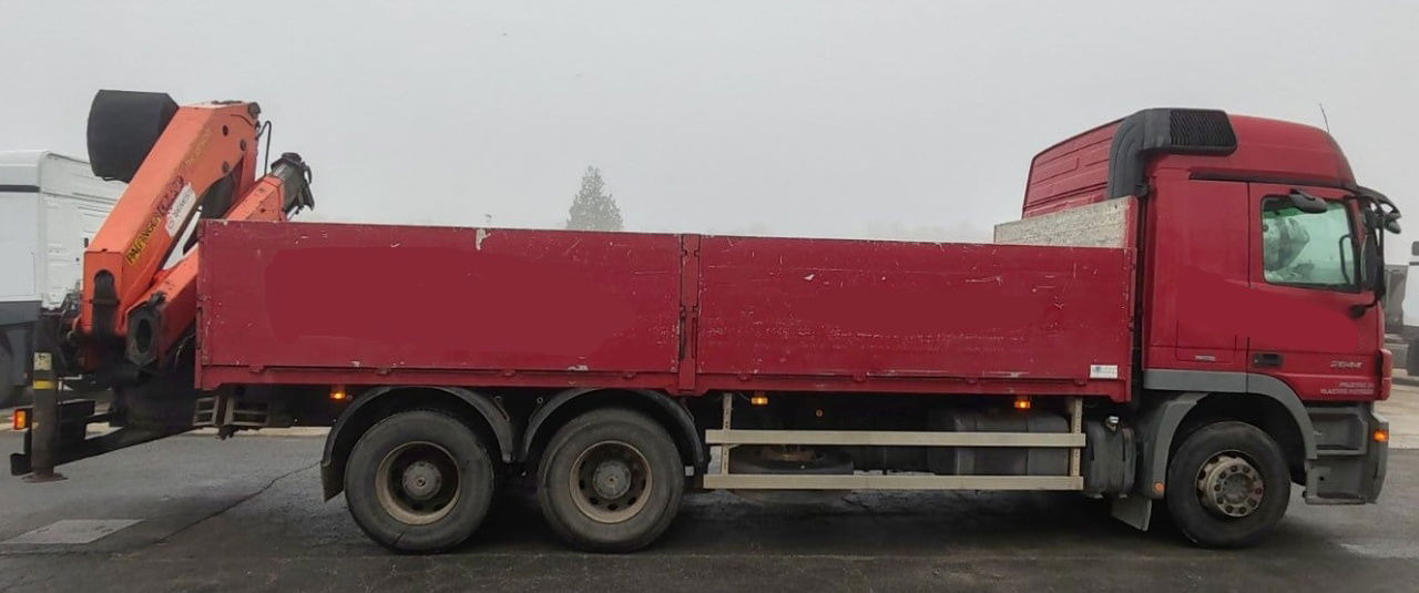 Mercedes-Benz Actros 2644L 6X4 stake body - Palfinger crane PK18500 - Xe tải thùng lửng/ Phẳng: hình 4 Mercedes-Benz Actros 2644L 6X4 stake body - Palfinger crane PK18500 - Xe tải thùng lửng/ Phẳng: hình 4