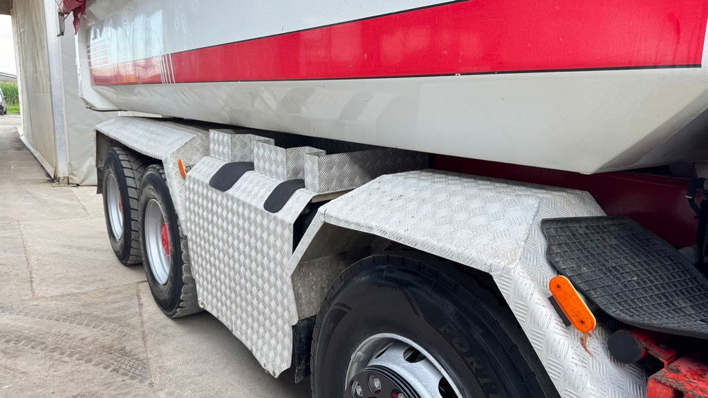 Mercedes-Benz Actros 3246 8X4 mulda tipper - retarder - hydr. back door - Xe ben: hình 5 Mercedes-Benz Actros 3246 8X4 mulda tipper - retarder - hydr. back door - Xe ben: hình 5