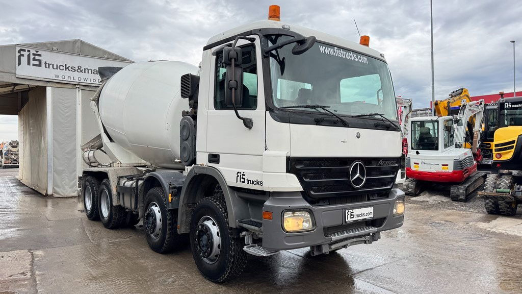 Mercedes-Benz Actros 3536 8x4 stetter schwing mixer 9m3 - Xe trộn bê tông: hình 3 Mercedes-Benz Actros 3536 8x4 stetter schwing mixer 9m3 - Xe trộn bê tông: hình 3