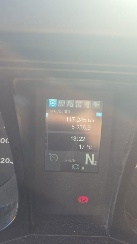 Mercedes-Benz Arocs 4142 8X4 cantoni tipper - Xe ben: hình 5 Mercedes-Benz Arocs 4142 8X4 cantoni tipper - Xe ben: hình 5