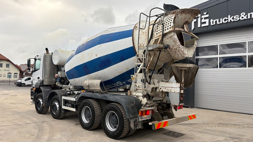 Mercedes-Benz Axor 3243 8x4 mixer cifa - 10m3 - Xe trộn bê tông: hình 5 Mercedes-Benz Axor 3243 8x4 mixer cifa - 10m3 - Xe trộn bê tông: hình 5