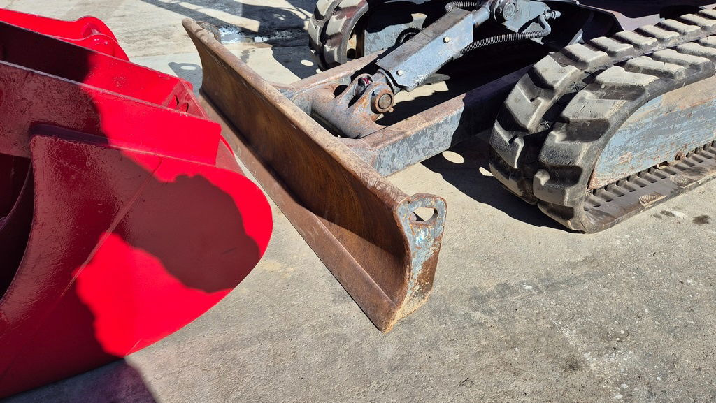 Takeuchi TB230 - Powertilt - 3X Buckets - 2017 Year - TOP Condition - Máy xúc mini: hình 2 Takeuchi TB230 - Powertilt - 3X Buckets - 2017 Year - TOP Condition - Máy xúc mini: hình 2