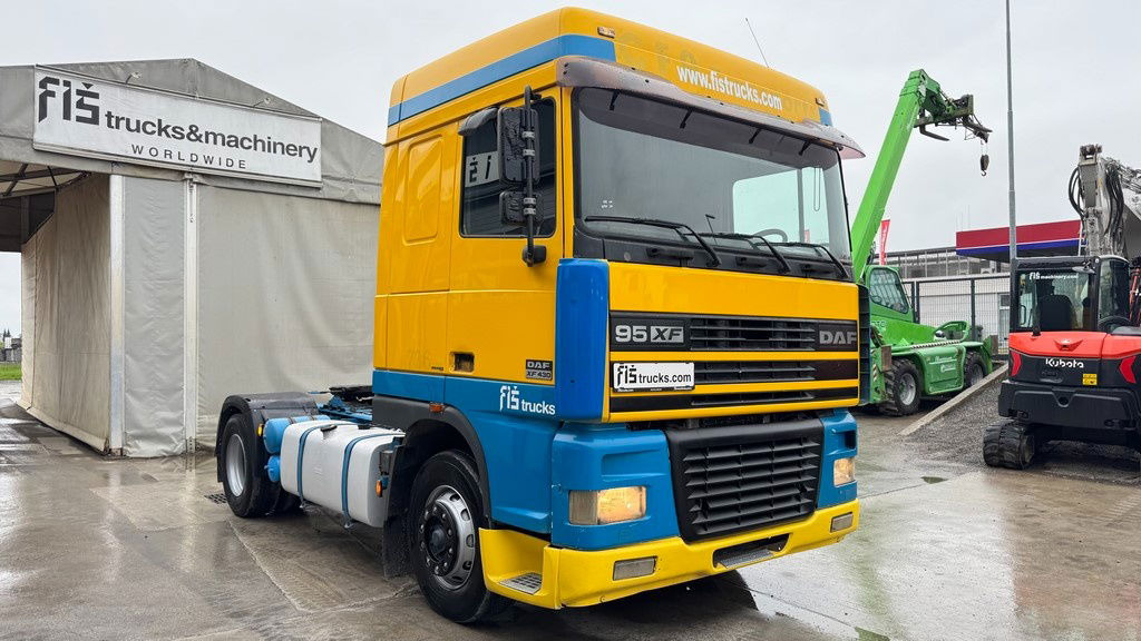 DAF XF 95.430 4x2 tractor unit - euro 3 - Xe đầu kéo: hình 3 DAF XF 95.430 4x2 tractor unit - euro 3 - Xe đầu kéo: hình 3