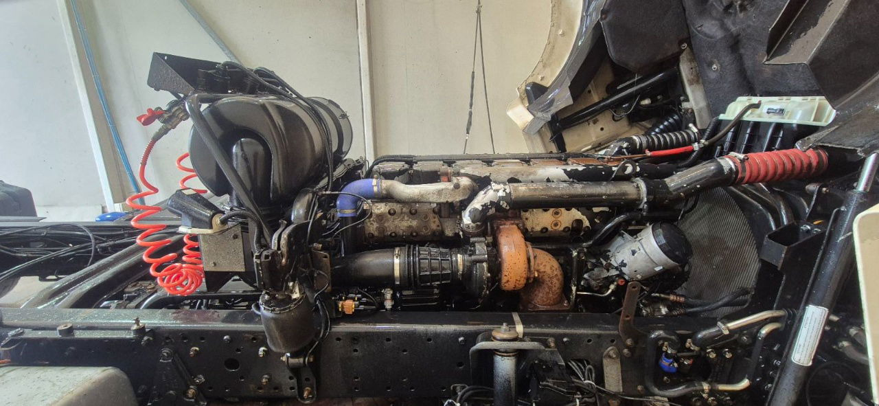 Xe đầu kéo MAN TGA 18.413 4X2 tractor unit: hình 17