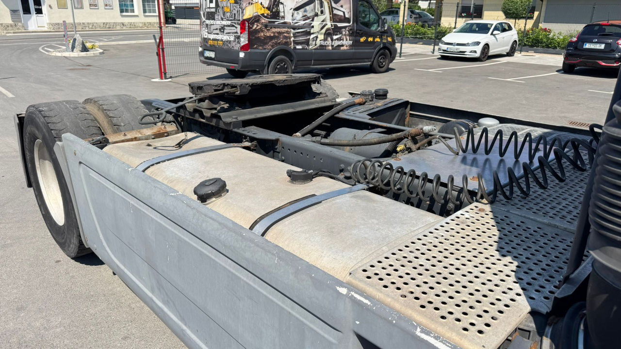 Mercedes-Benz Actros 1853 LS 4x2 tractor unit - retarder - tipp. hydraulics - Xe đầu kéo: hình 4 Mercedes-Benz Actros 1853 LS 4x2 tractor unit - retarder - tipp. hydraulics - Xe đầu kéo: hình 4