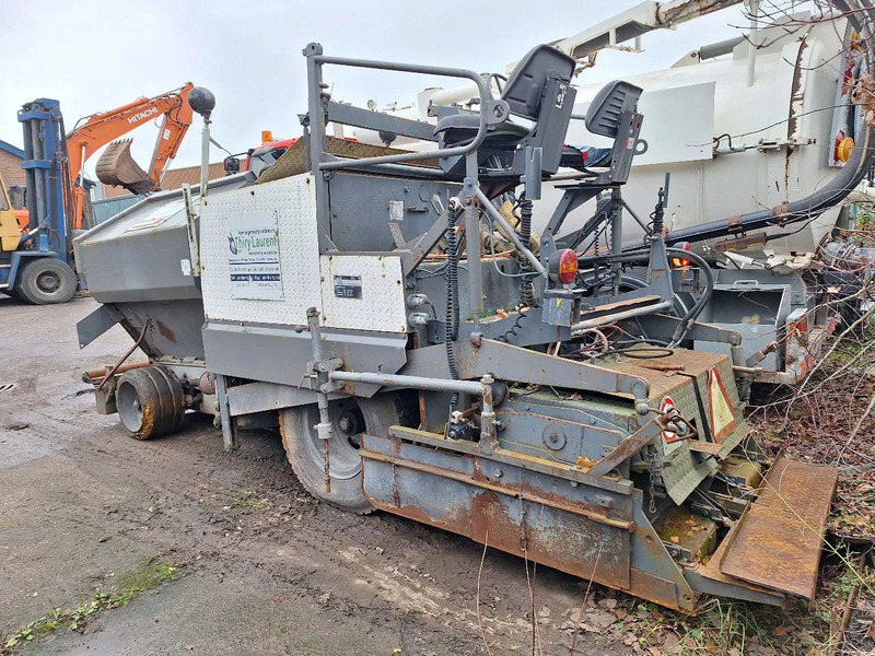 Dynapac 5000R - Máy nhựa đường: hình 2 Dynapac 5000R - Máy nhựa đường: hình 2
