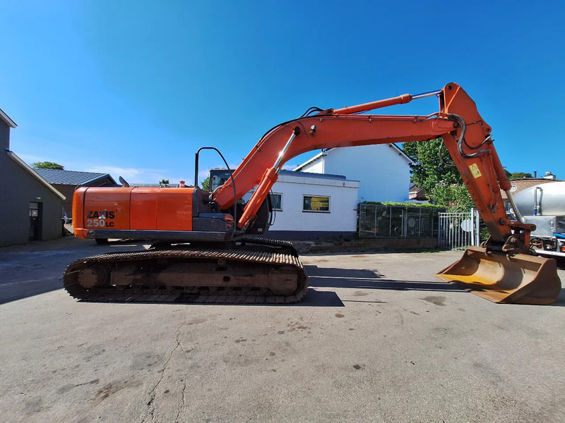 Hitachi ZX250LC - Máy xúc bánh xích: hình 1 Hitachi ZX250LC - Máy xúc bánh xích: hình 1