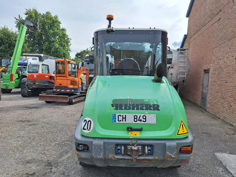 Liebherr L506C - Máy xúc lật mini bánh xích: hình 5 Liebherr L506C - Máy xúc lật mini bánh xích: hình 5