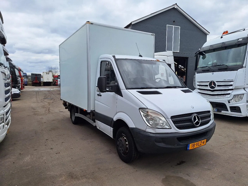 Mercedes-Benz Sprinter 511 Sprinter 511 - Xe tải nhỏ thùng kín: hình 3 Mercedes-Benz Sprinter 511 Sprinter 511 - Xe tải nhỏ thùng kín: hình 3
