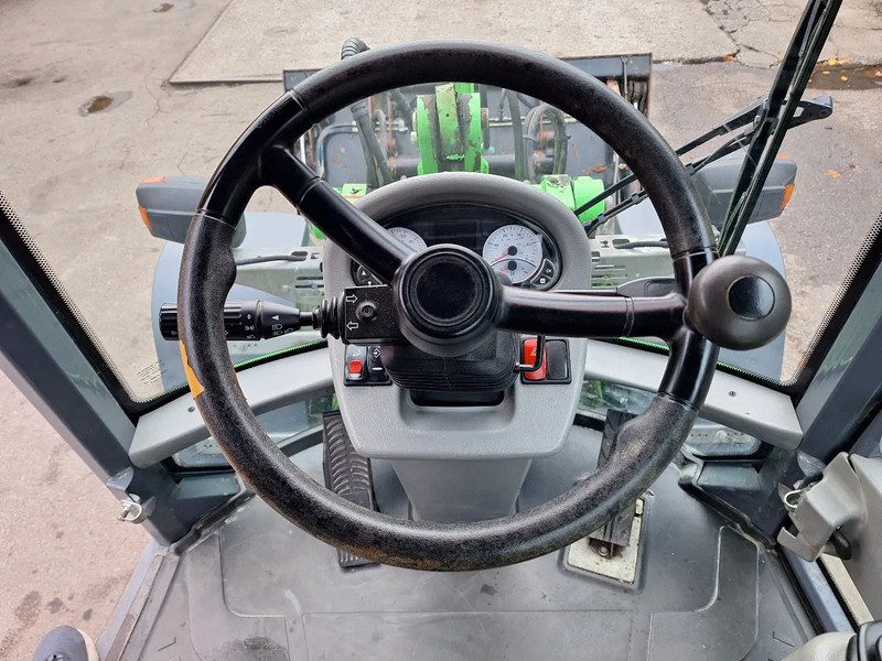 Máy xúc lật mini bánh xích Yanmar V80: hình 14 Máy xúc lật mini bánh xích Yanmar V80: hình 14