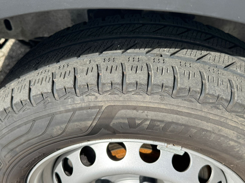 Xe tải nhỏ phẳng Ford Transit 2.0 Open laadbak NL kenteken! APK 16-12-2026: hình 11