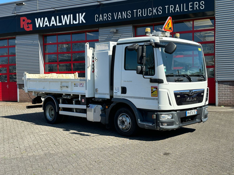 MAN TGL 8.220 2 sides tipper Kipper - Xe ben: hình 3 MAN TGL 8.220 2 sides tipper Kipper - Xe ben: hình 3