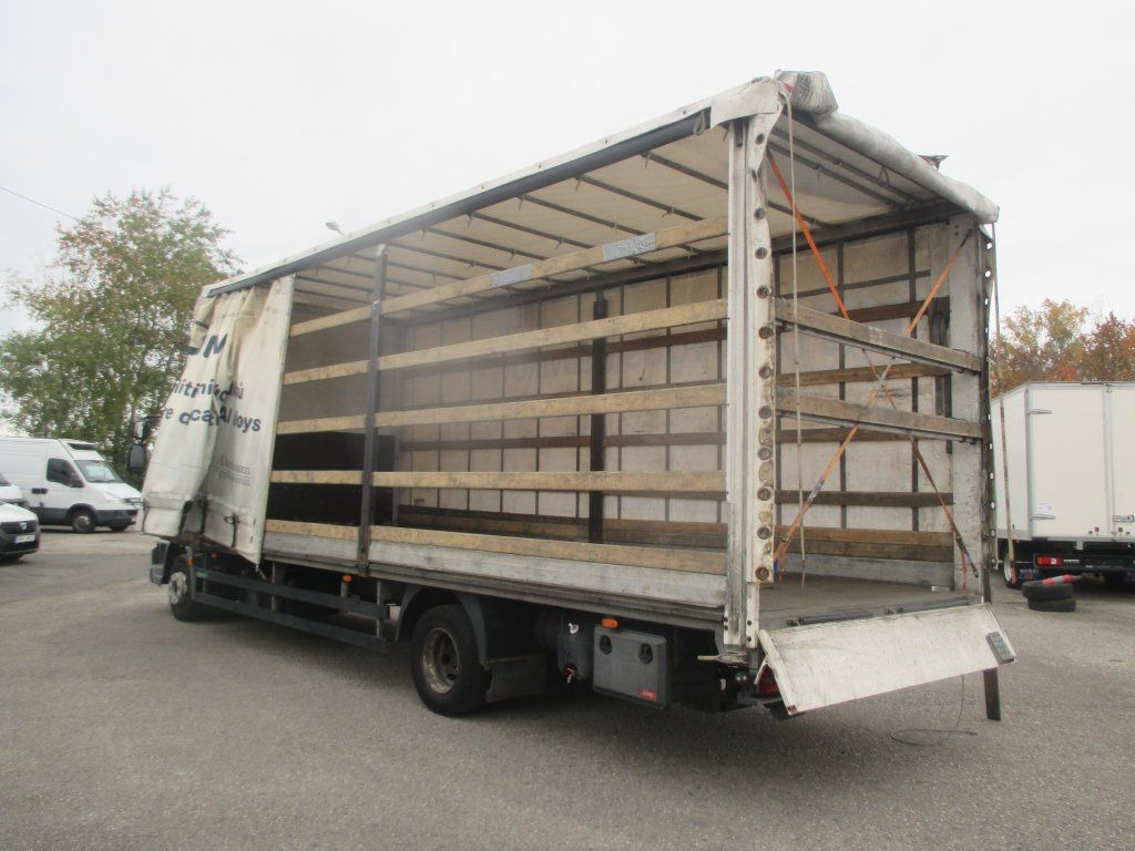 DAF LF 12.260 - Xe tải thùng mui bạt: hình 4 DAF LF 12.260 - Xe tải thùng mui bạt: hình 4