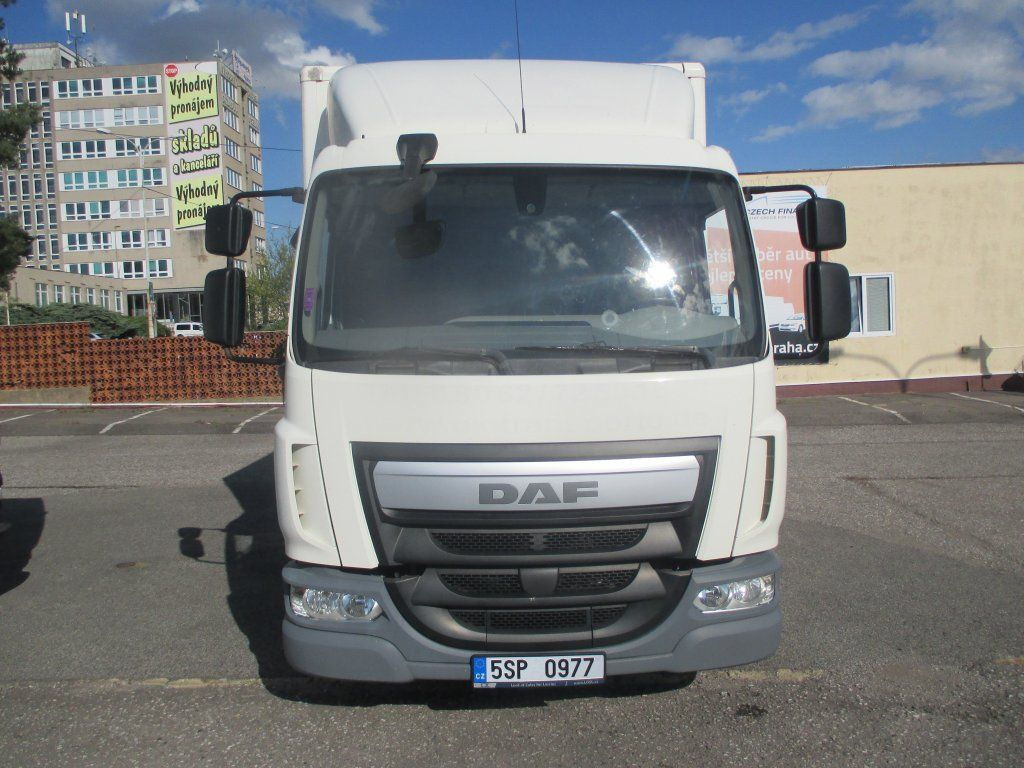 DAF LF 180 mit LBW - Xe tải nhỏ thùng kín: hình 2 DAF LF 180 mit LBW - Xe tải nhỏ thùng kín: hình 2