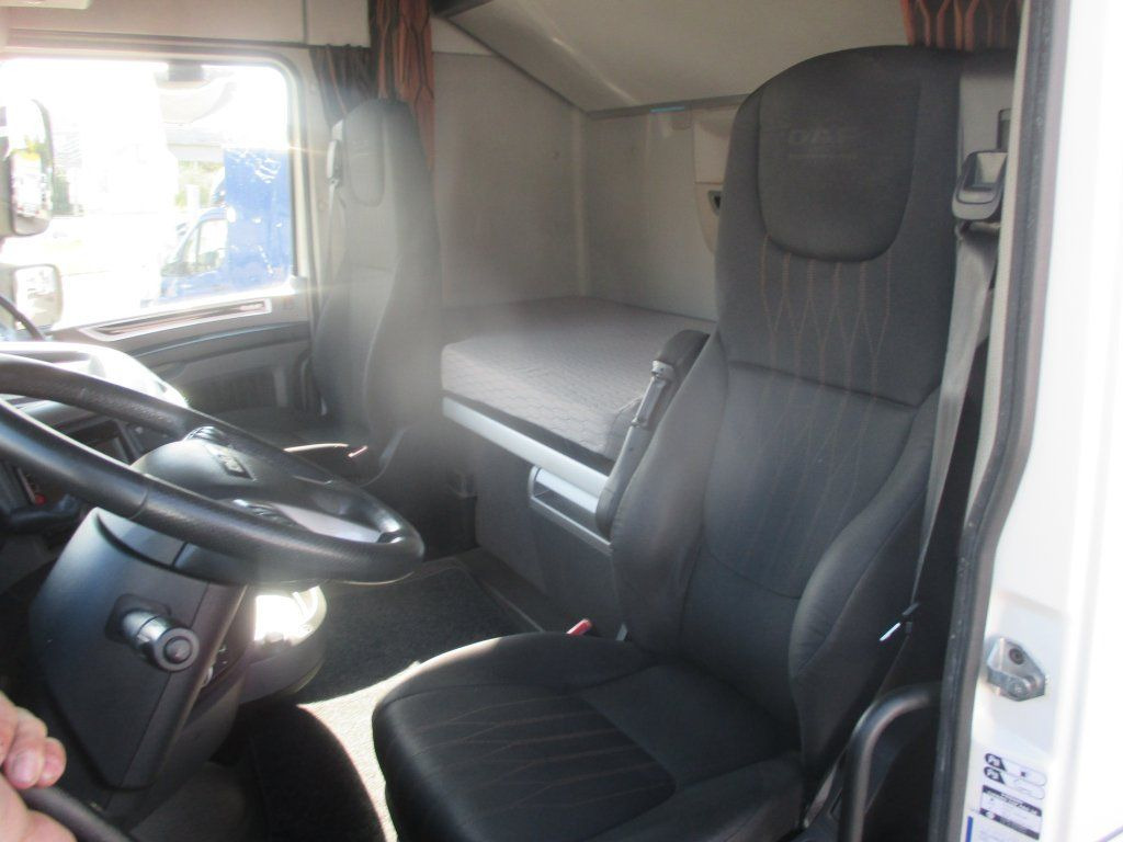DAF XF 480, 6x2, - Xe tải hộp: hình 5 DAF XF 480, 6x2, - Xe tải hộp: hình 5