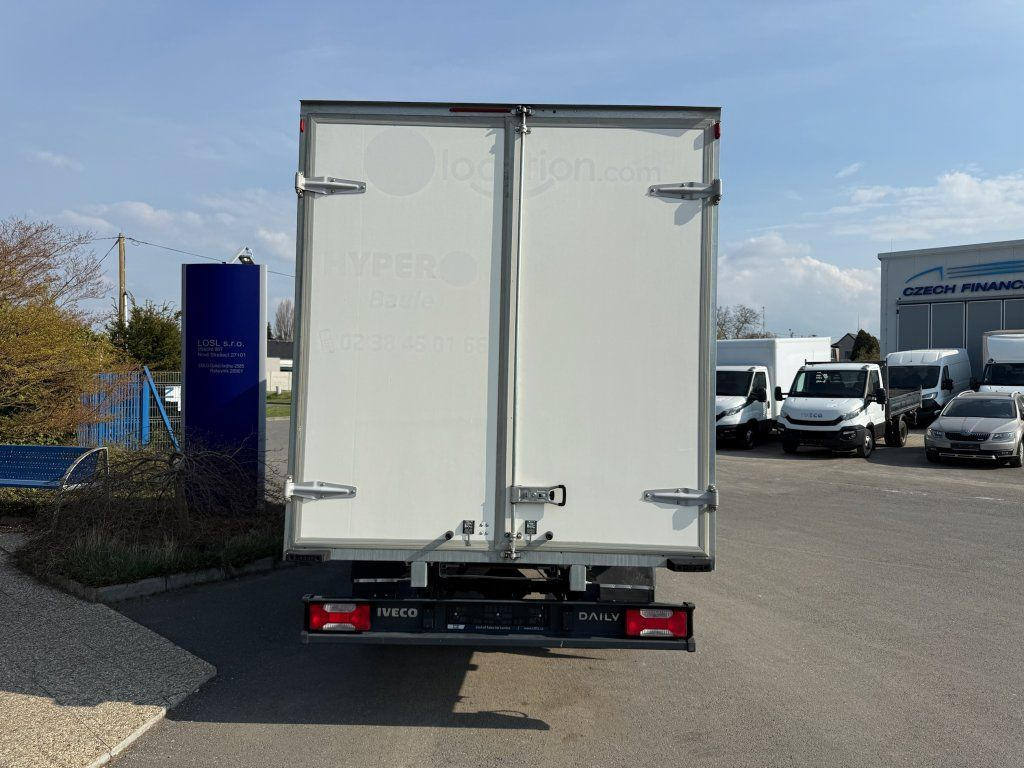 Iveco 35C16 Daily - Xe tải nhỏ thùng kín: hình 5 Iveco 35C16 Daily - Xe tải nhỏ thùng kín: hình 5