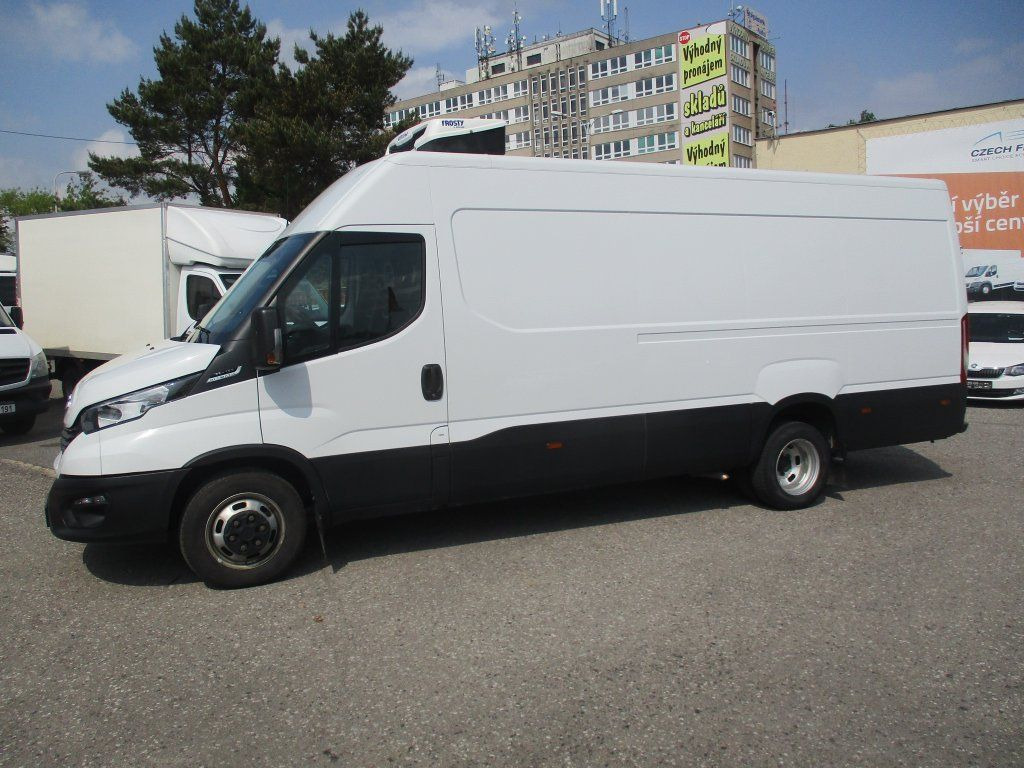 Iveco Daily 35C16 - Xe van đông lạnh: hình 5 Iveco Daily 35C16 - Xe van đông lạnh: hình 5