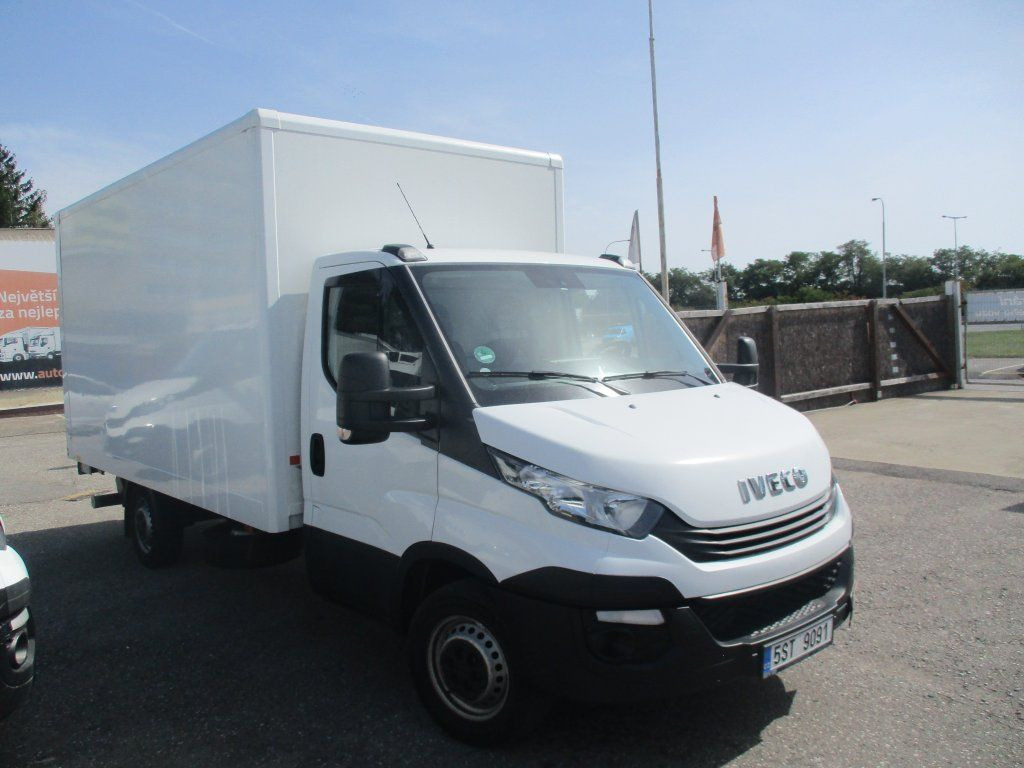 Iveco Daily 35S16 - Xe tải nhỏ thùng kín: hình 2 Iveco Daily 35S16 - Xe tải nhỏ thùng kín: hình 2