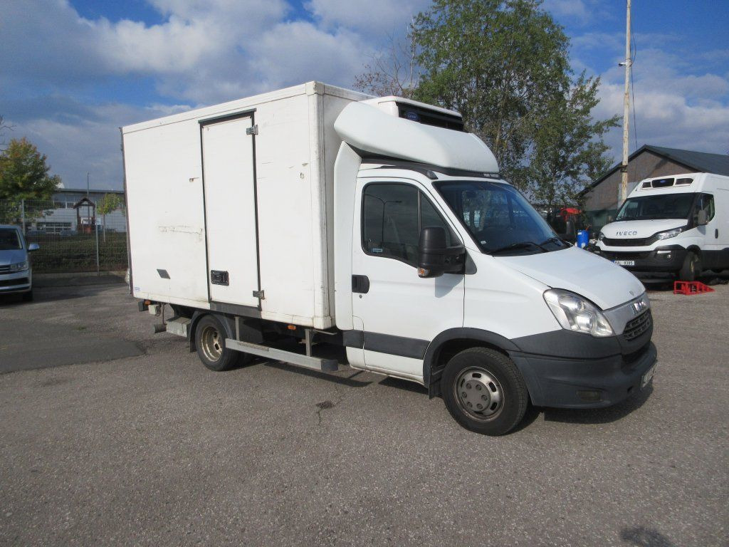 Iveco Daily 50C15 - Xe van đông lạnh: hình 3 Iveco Daily 50C15 - Xe van đông lạnh: hình 3