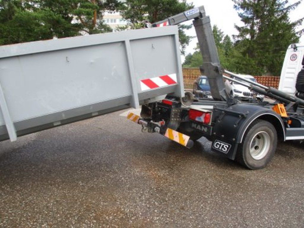 MAN 12.220 TGL - Xe tải hộp: hình 5 MAN 12.220 TGL - Xe tải hộp: hình 5