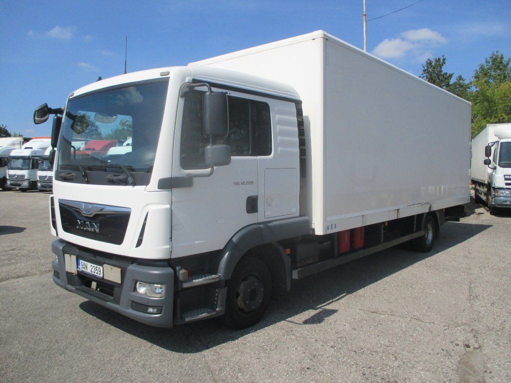 MAN TGL 12.250 - Xe tải hộp: hình 1 MAN TGL 12.250 - Xe tải hộp: hình 1