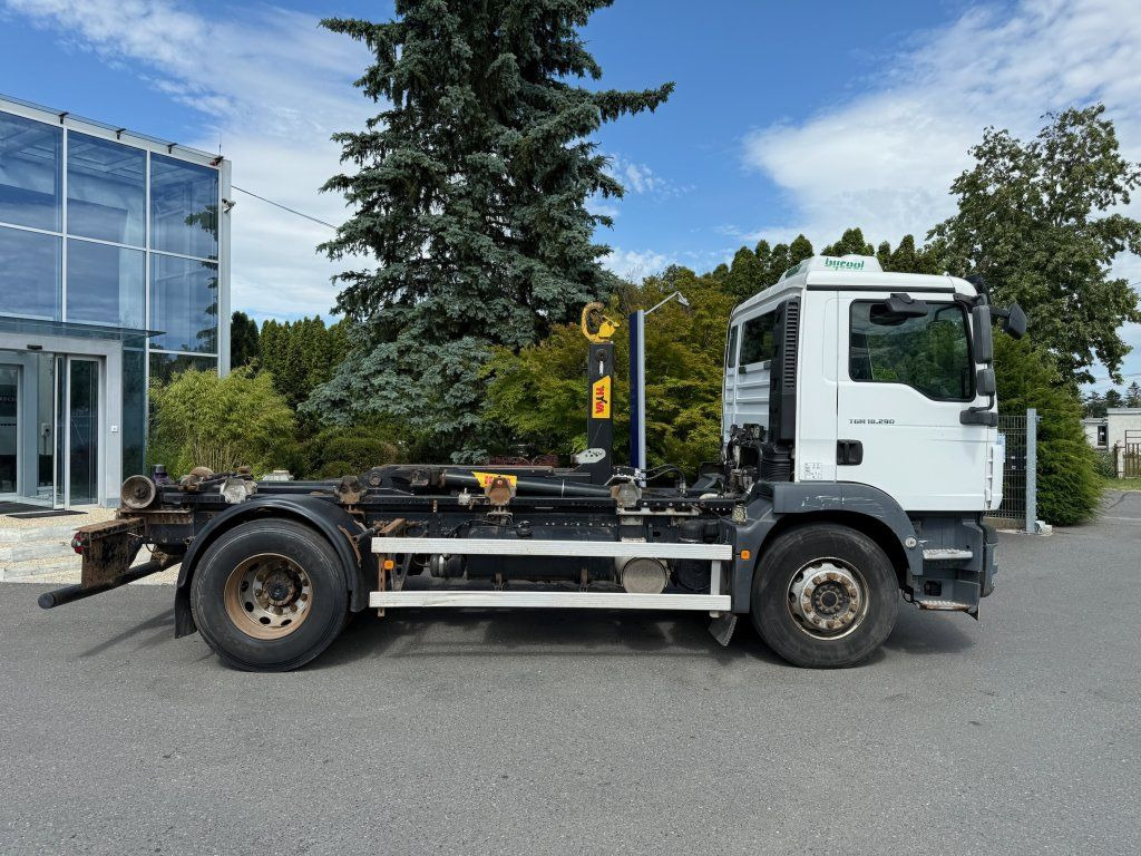 MAN TGM18.290 EURO 5 - Xe tải nâng móc: hình 3 MAN TGM18.290 EURO 5 - Xe tải nâng móc: hình 3