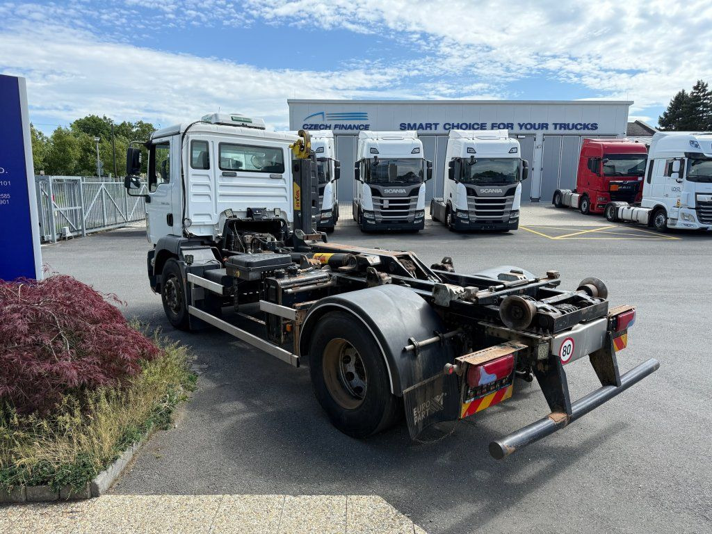 MAN TGM18.290 EURO 5 - Xe tải nâng móc: hình 5 MAN TGM18.290 EURO 5 - Xe tải nâng móc: hình 5