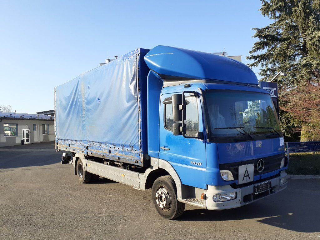 Mercedes-Benz 1018 Atego EURO 3 - Xe tải thùng mui bạt: hình 2 Mercedes-Benz 1018 Atego EURO 3 - Xe tải thùng mui bạt: hình 2