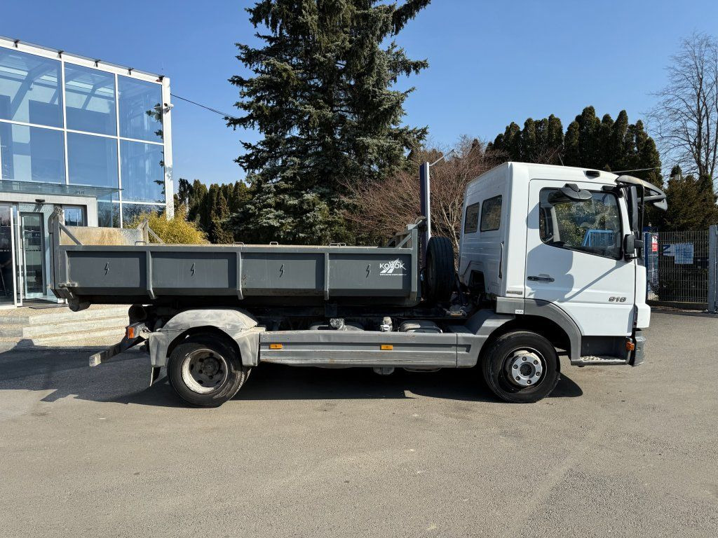Mercedes-Benz 916 Atego EURO 4 - Xe tải nâng móc: hình 3 Mercedes-Benz 916 Atego EURO 4 - Xe tải nâng móc: hình 3