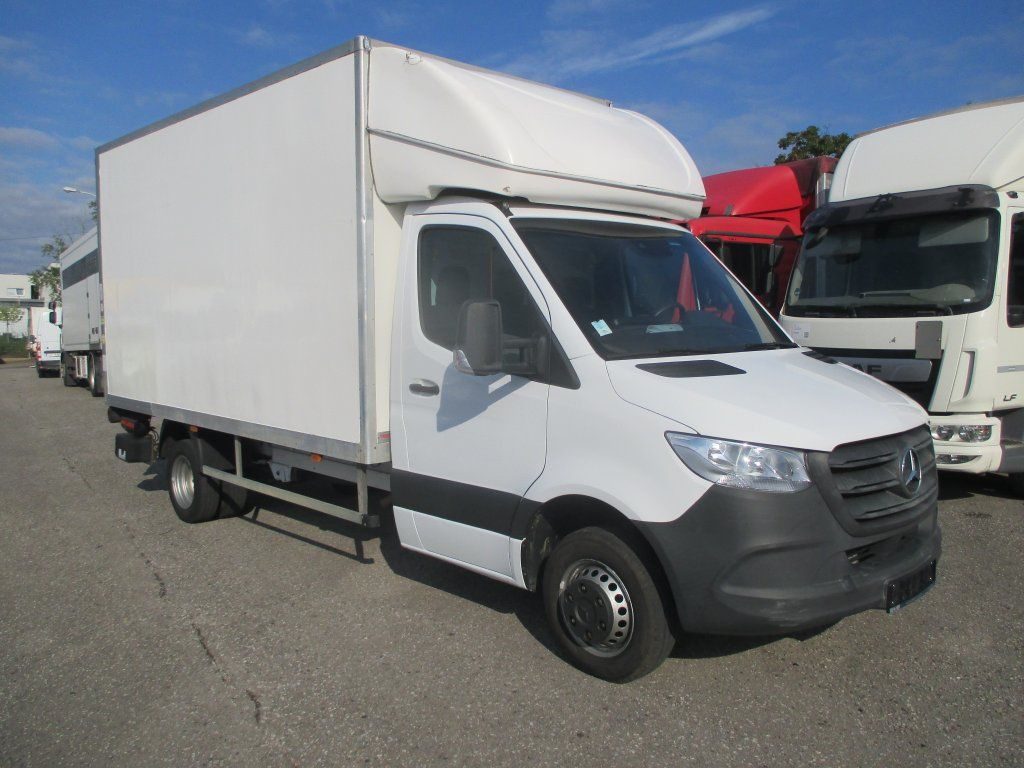 Mercedes-Benz Sprinter 514 CDi - Xe van chở hàng: hình 3 Mercedes-Benz Sprinter 514 CDi - Xe van chở hàng: hình 3
